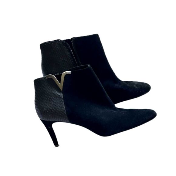Dayana Bootie - Vince Camuto Vince Camuto Textured Booties Size 8.5